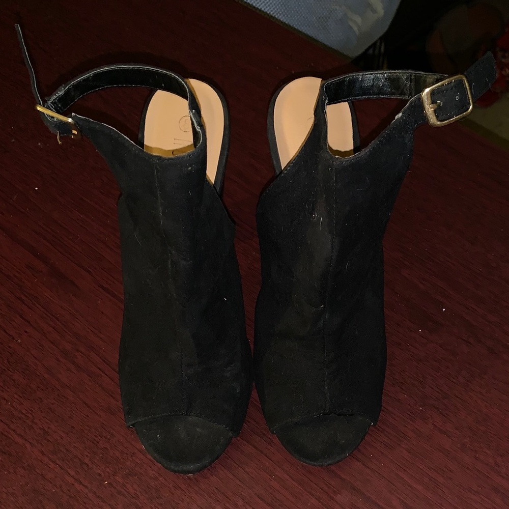 Black mules